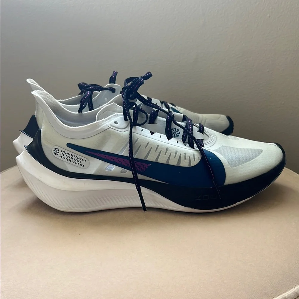 Nike White and Navy Zoom Gravity Athletic Sneakers - Picture 5 of 8